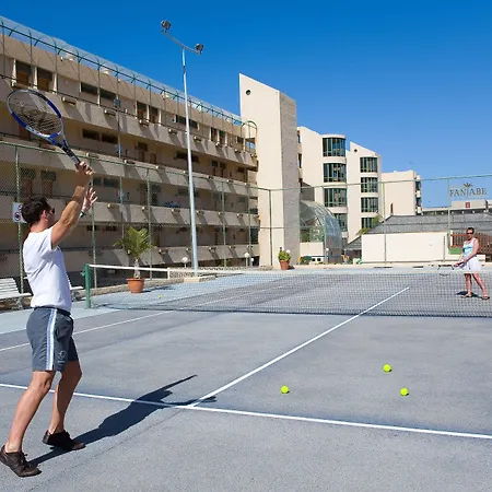 מלון Hovima (adults Only) אדחה